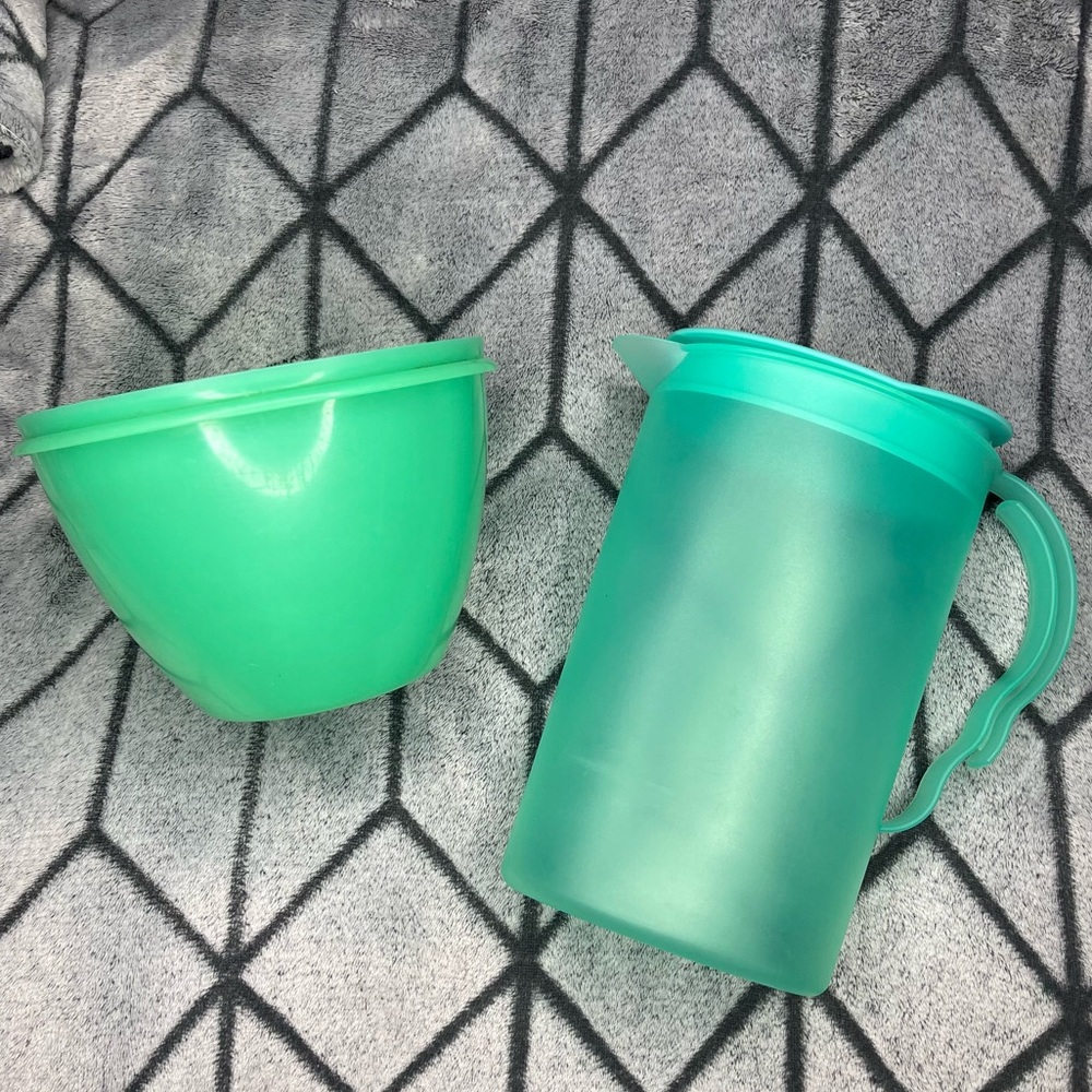 Tupperware Jadeite Slimline Pitcher Impressions & Crisp It Lettuce Keeper X
